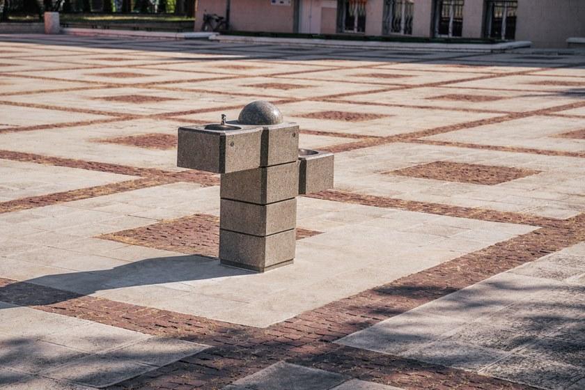 ENCHO ENCHEV - ETE Фонтан с бетонным полом для инвалидов  169  - Вид №5