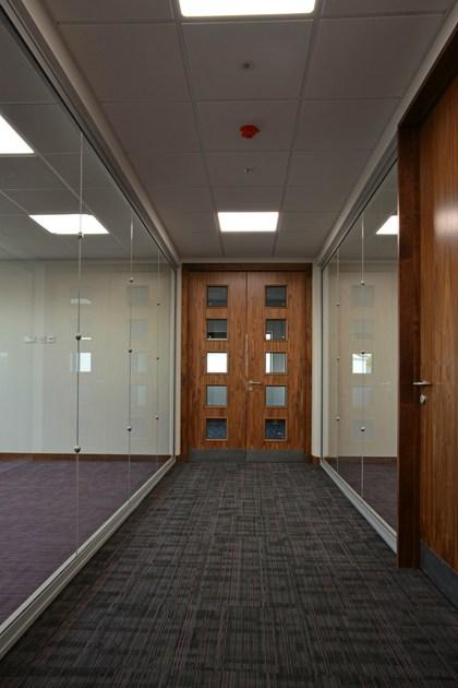 PILKINGTON ITALIA Огнестойкое стекло класса е sun-id-1380696 - Вид №1