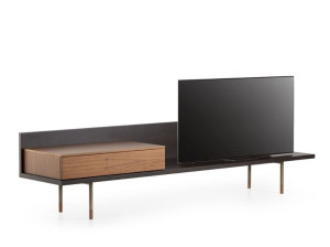 ТВ шкаф из массива дерева