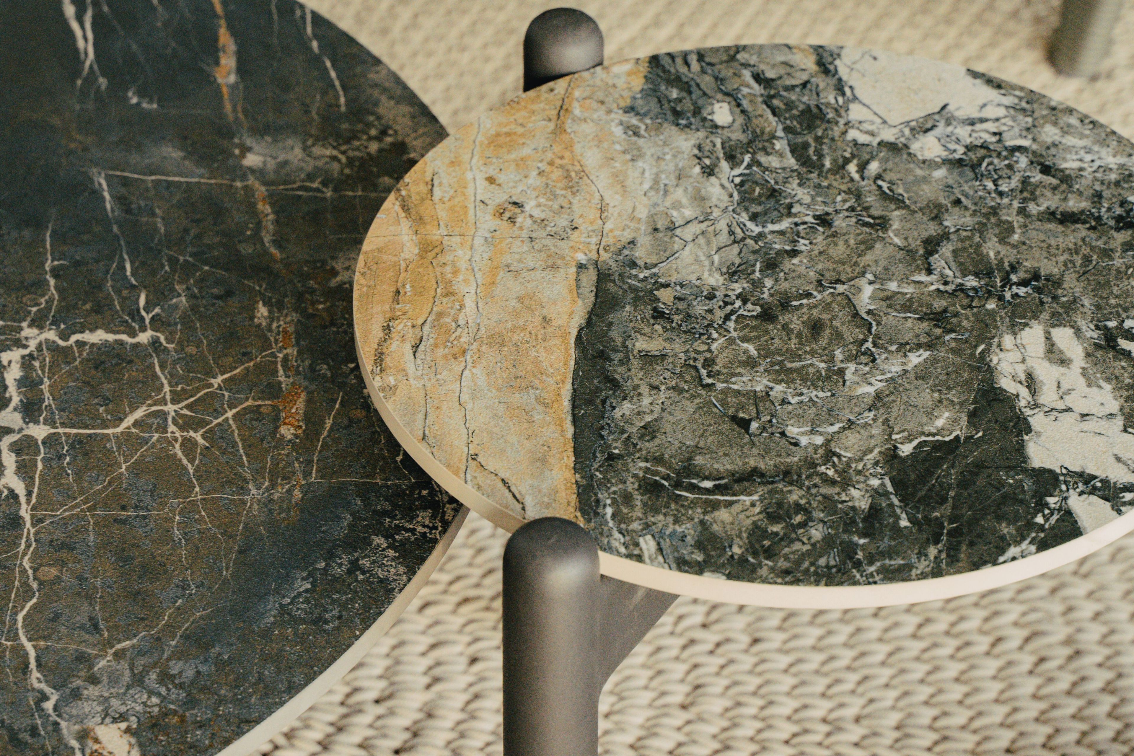 Алюминиевый круглый низкий садовый столик с керамогранитом cbdesign Stylo ARCH-00124193 - Вид №4