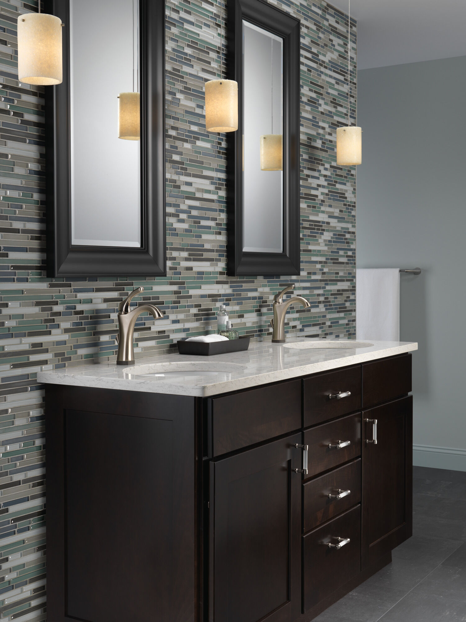 Смеситель для ванной с одной ручкой с технологией Touch2O.xt® Delta Faucet 592T-SS-DST - Вид №2