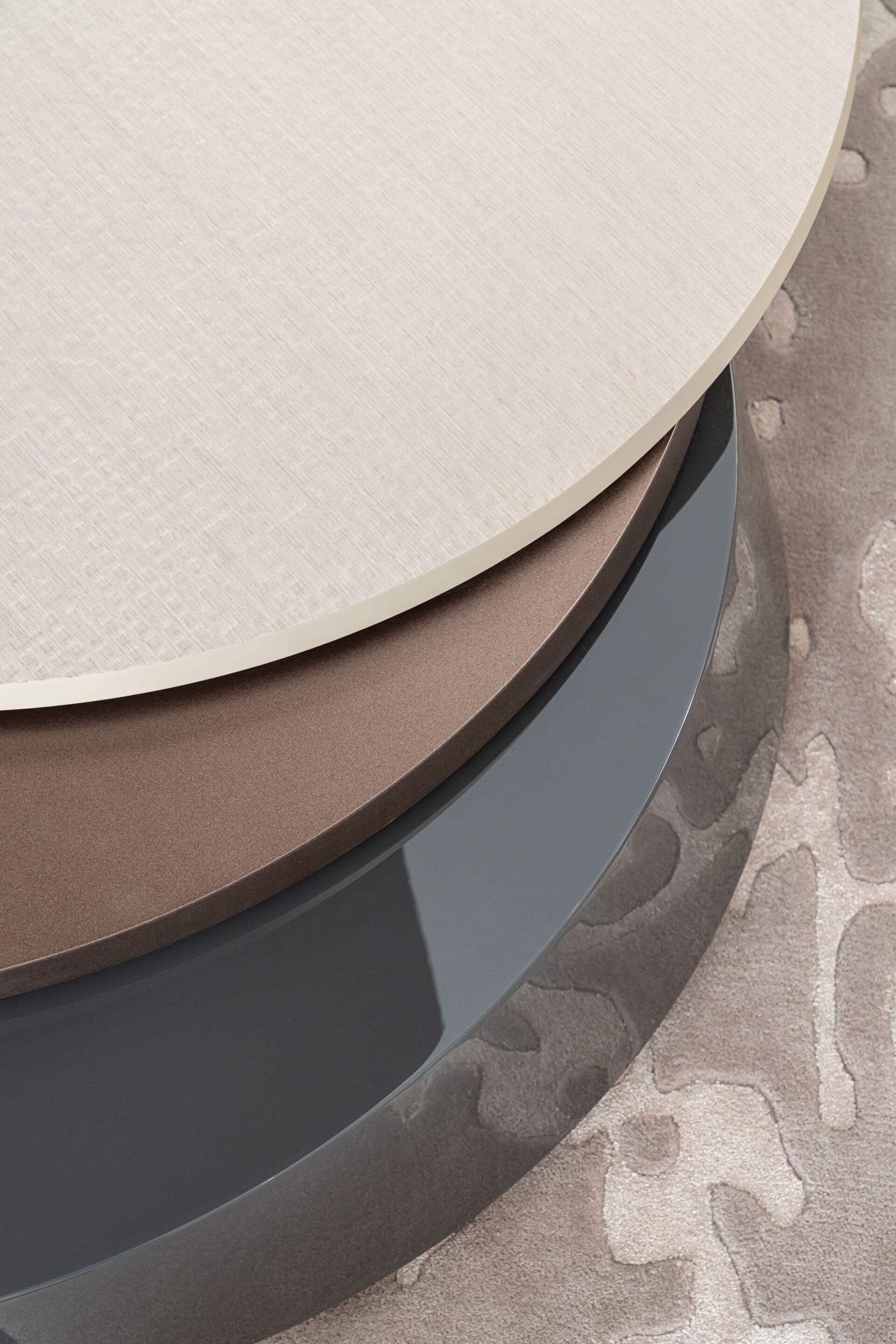 Деревянный круглый вращающийся журнальный столик Bizzotto Italia Aequilibrium ARCH-00112147 - Вид №3