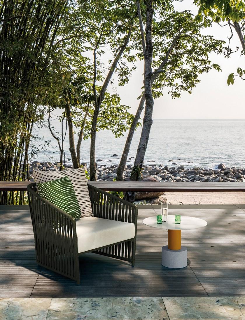 Kettal Садовое кресло с подлокотниками, обитое тканью Bitta lounge #7020045001 - Вид №1