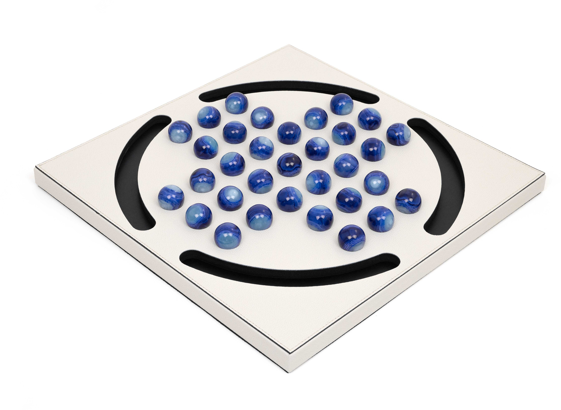 Пасьянс «Колышек» с синими пешками - 39X39XH2,5 см / зернистая кожа_верблюжья