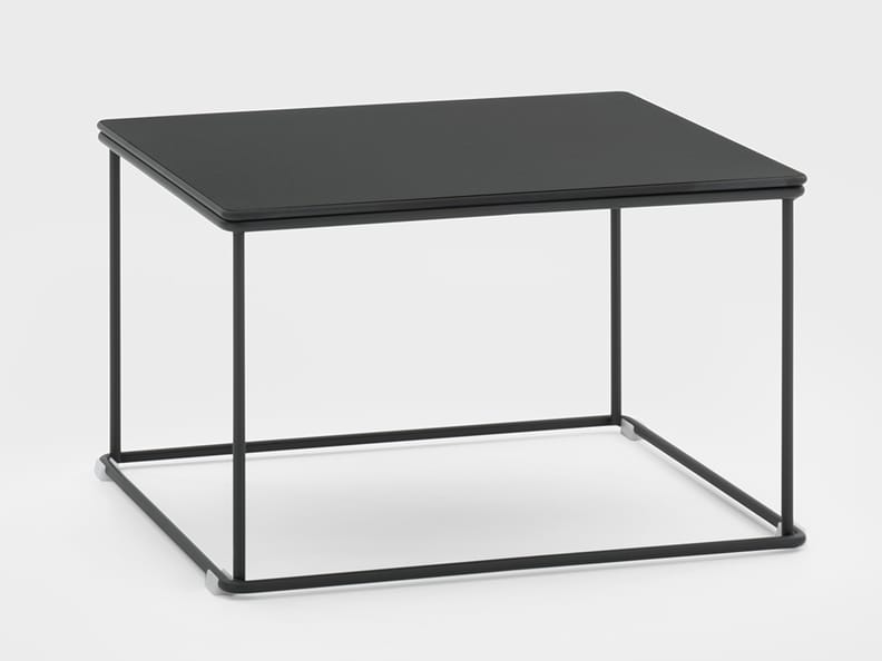 Металлический низкий квадратный журнальный столик для контракта Viganò GEORGE ARCH-00101272