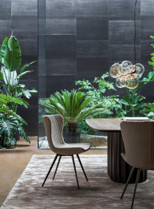 Мягкий стул