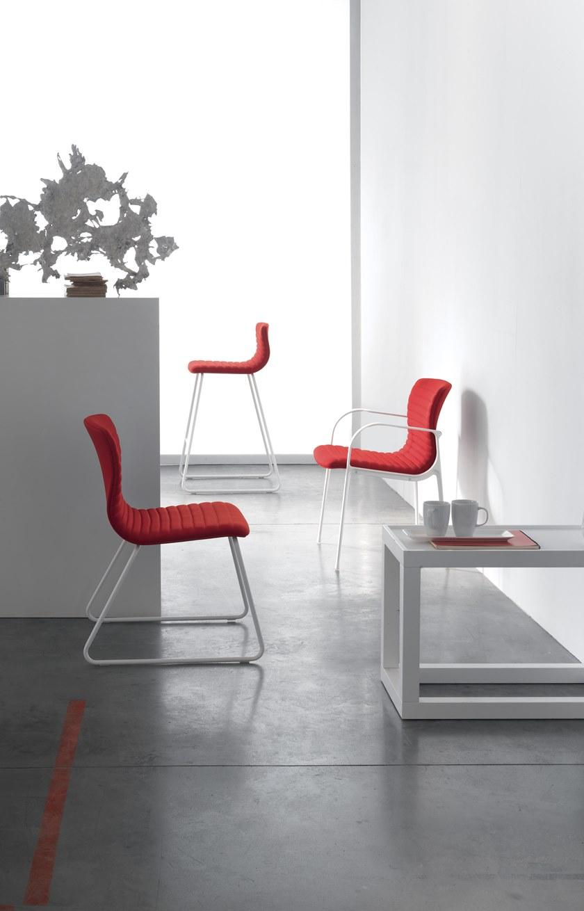 VAGHI Кресло-санки с обивкой Union guest U51p - Вид №2