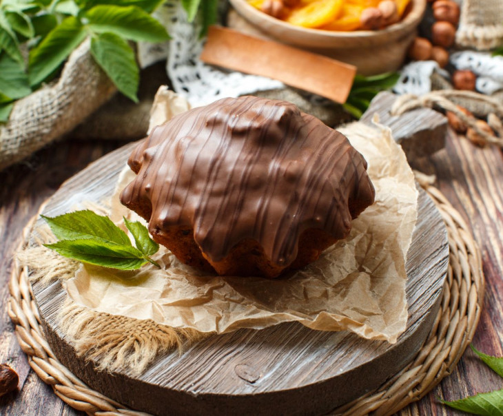 6378 Кекс с сухофруктами и орехами в молочном шоколаде Вкусляндия 