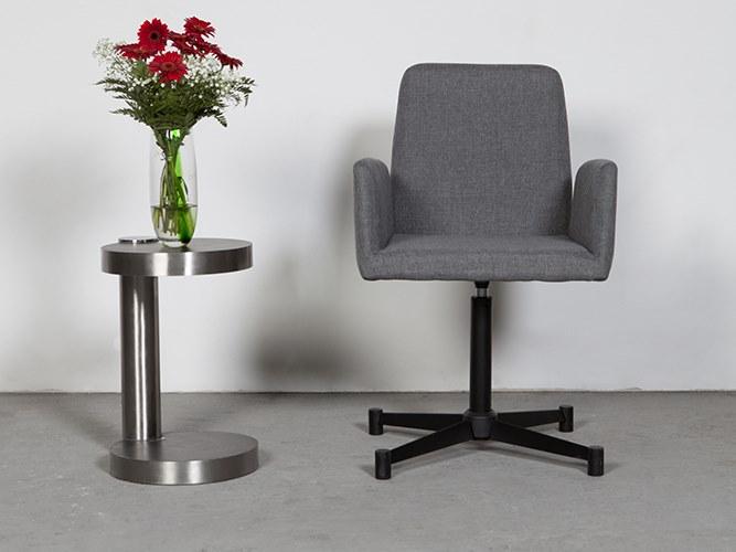 Wissmann raumobjekte Стул из ткани с подлокотниками  620  - Вид №1