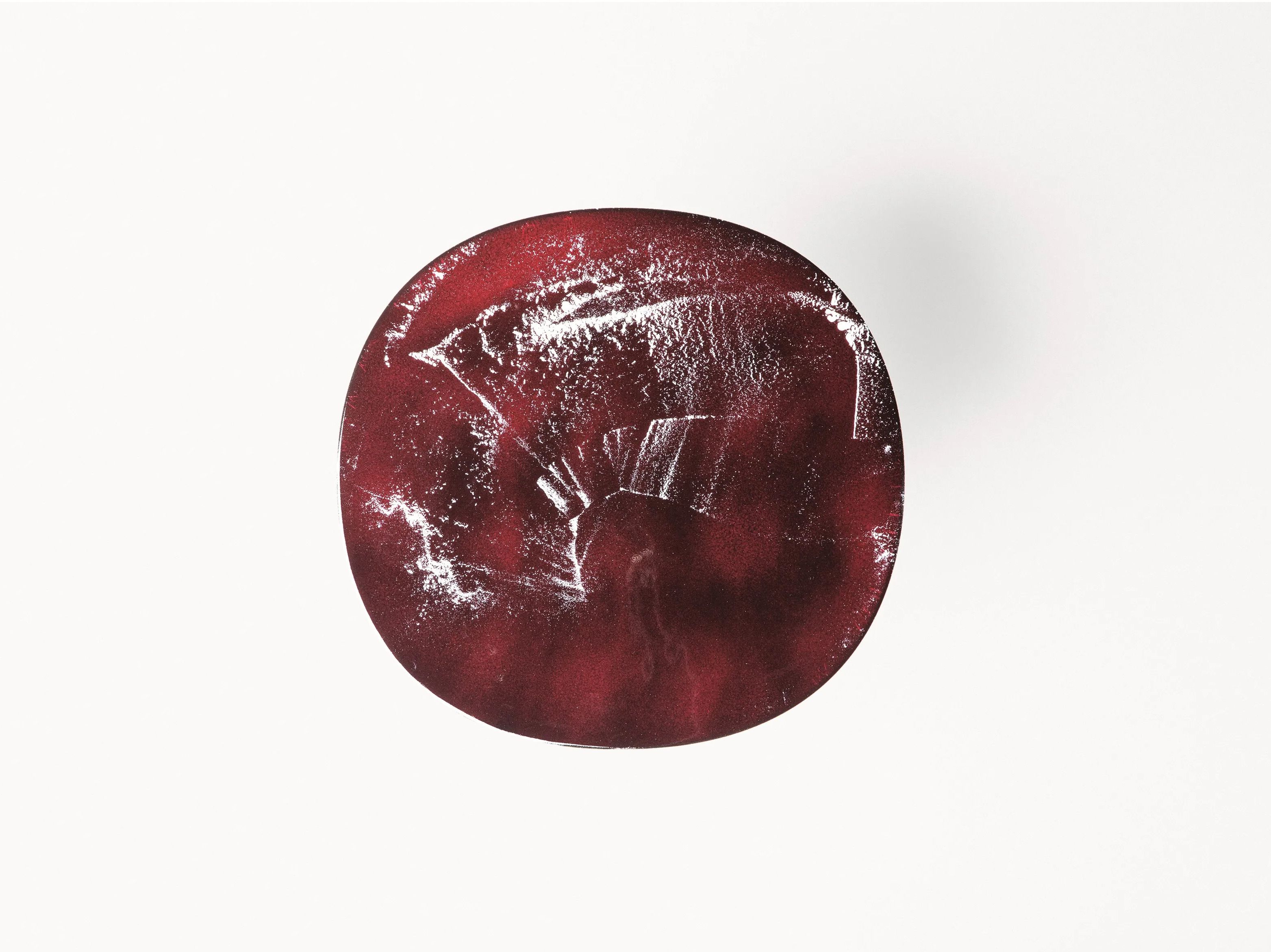 Журнальный столик с алюминиевым основанием и медным верхом Paola Lenti STRAP ARCH-00085750