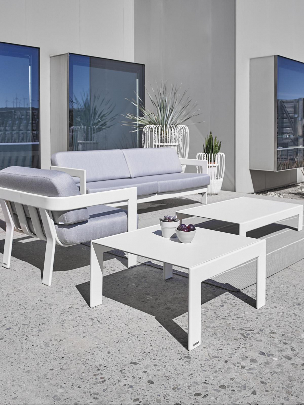 107138 Журнальный столик 120,7 х 74 см Point Tub POINT1920