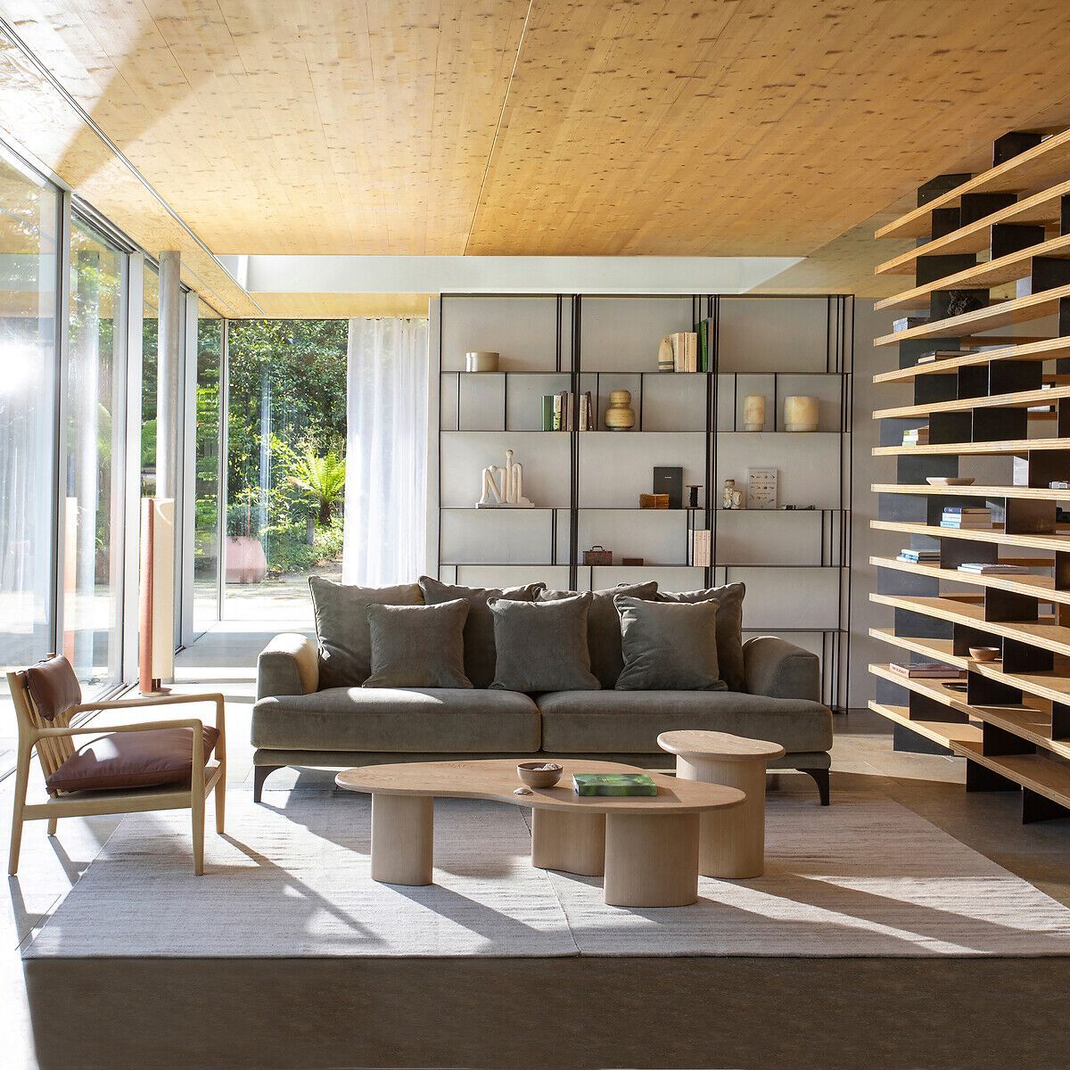 Низкий журнальный столик из дуба AMPM PHLU ARCH-00055261 - Вид №6