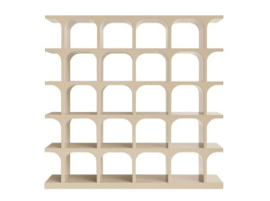 Деревянный книжный шкаф