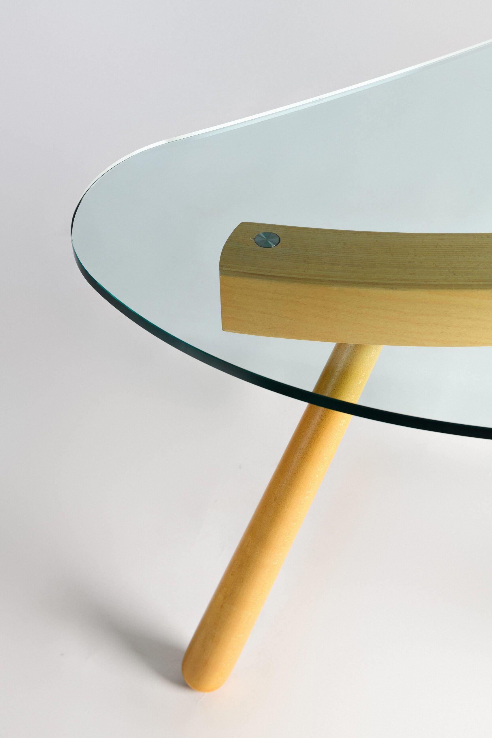 Стол из закаленного стекла с ножками из бука Wiener GTV Design BOOMERANG ARCH-00109336 - Вид №3