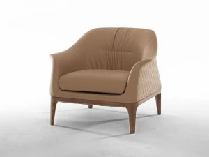 Tonin Casa Мягкое кожаное кресло с подлокотниками Tiffany