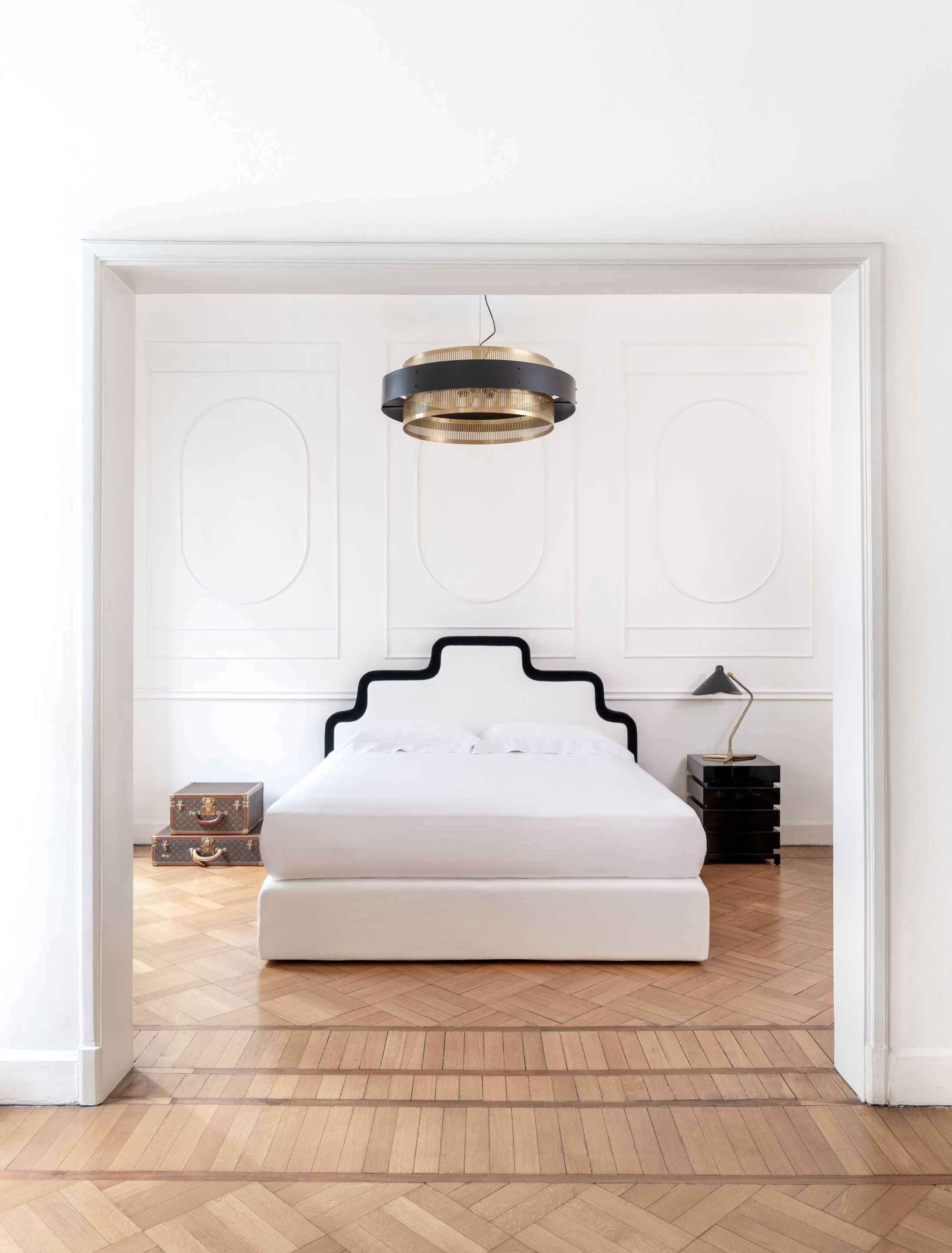 Двуспальная кровать с мягкой тканью DOM EDIZIONI GRIMAUD ARCH-00031275 - Вид №1