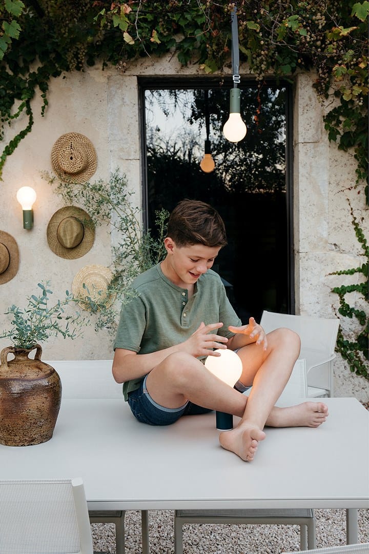 Наружный настенный светильник из алюминия и полиэтилена Fermob Aplô ARCH-00111591 - Вид №6