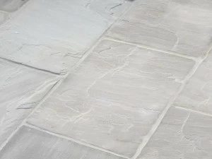 B&B Rivestimenti Naturali Пол из натурального камня для внутреннего и наружного применения Pietra per pavimentazioni Nova