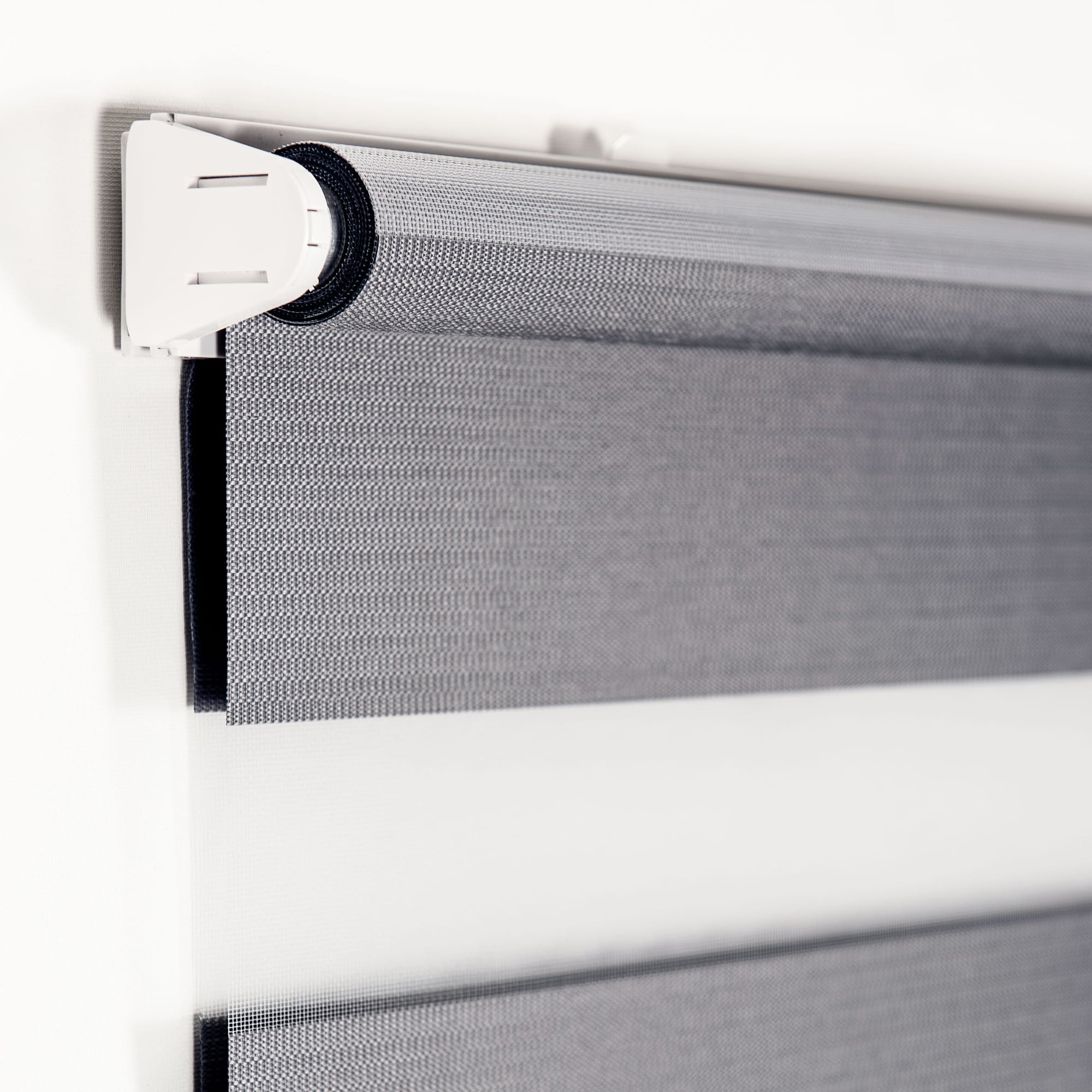 82614442 Штора рулонная день-ночь Miamoza Silver 50x160 см, цвет серый Santreyd  - Вид №1