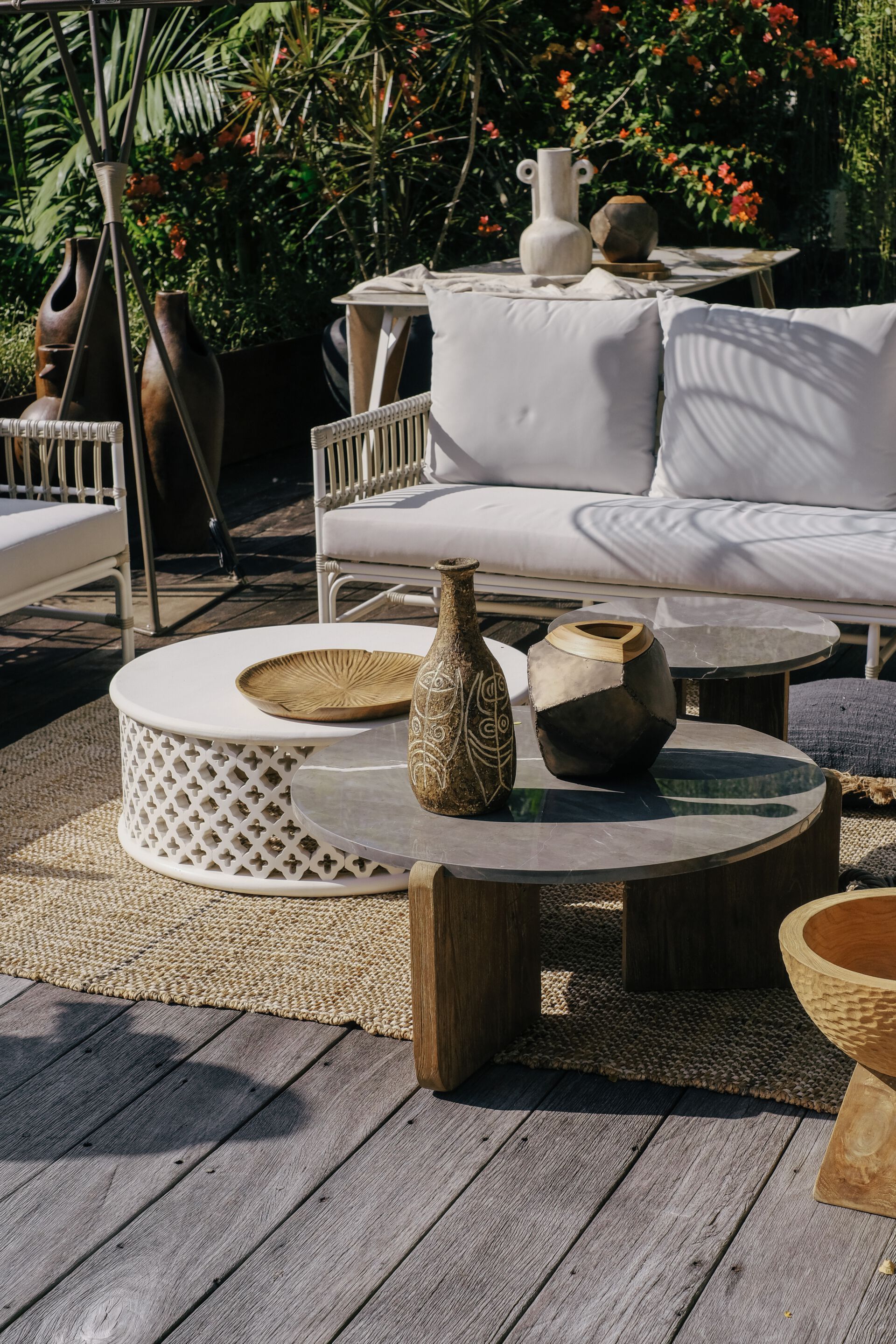 Низкий стол из тикового дерева с мраморной столешницей cbdesign стела ARCH-00084922 - Вид №7