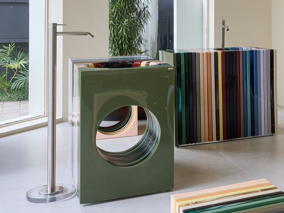 Отдельно стоящий умывальник из смолы Vallvé Tomos ARCH-00109968