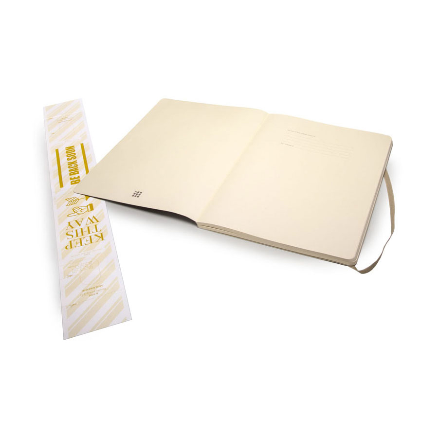 Блокнот Moleskine CLASSIC SOFT 190х250мм 192стр. пунктир мягкая обложка фиксирующая резинка бежевый 394723 - Вид №3