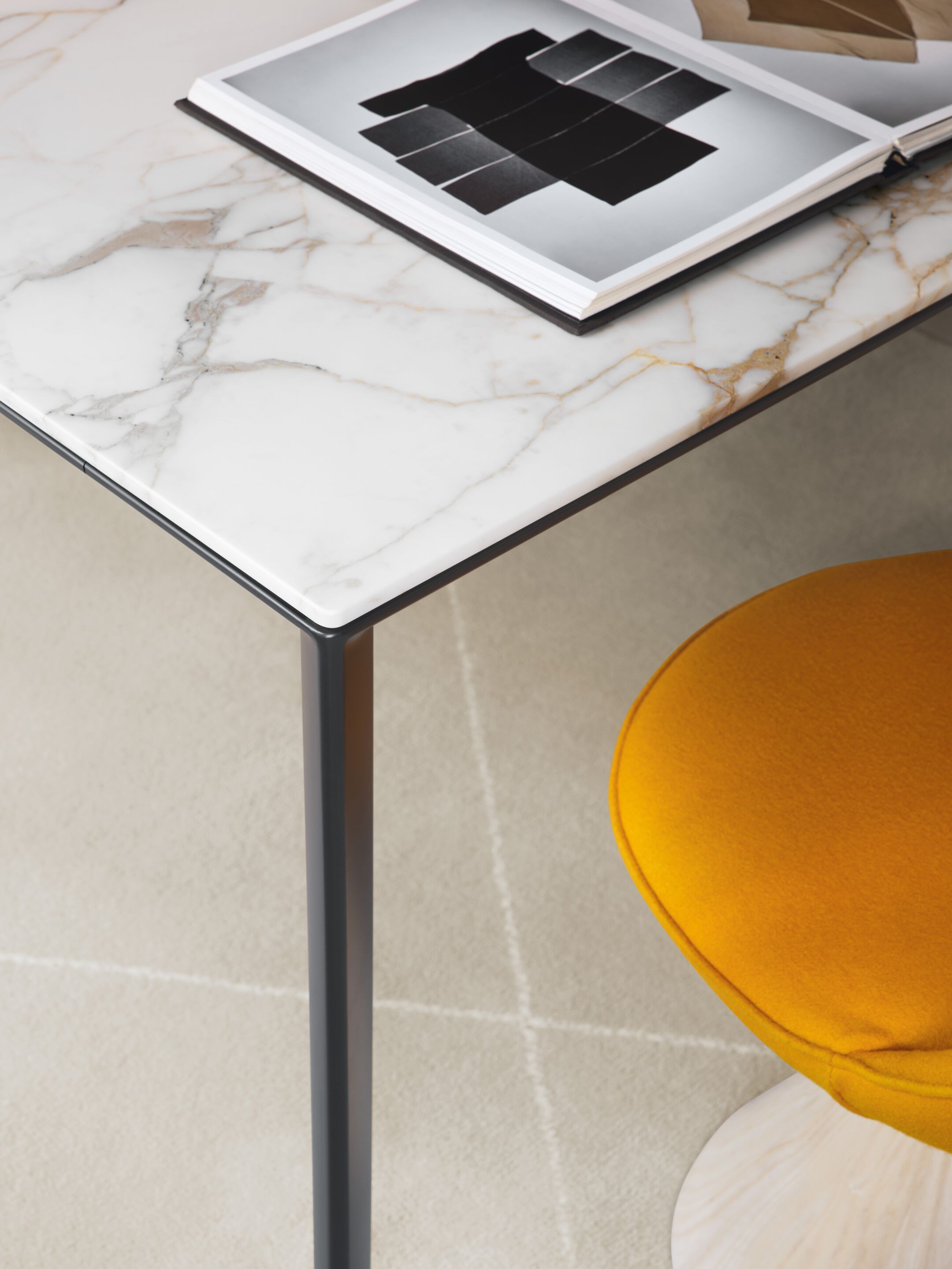 Поворотный стул из массива дерева и ткани Porro ROMBY ARCH-00144246 - Вид №4