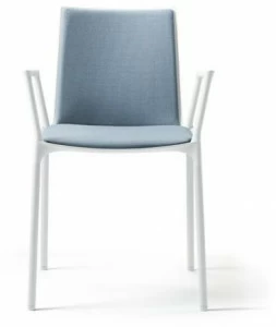 Wiesner-Hager Штабелируемый тканевый стул для ресторана с подлокотниками Macao 6837-202