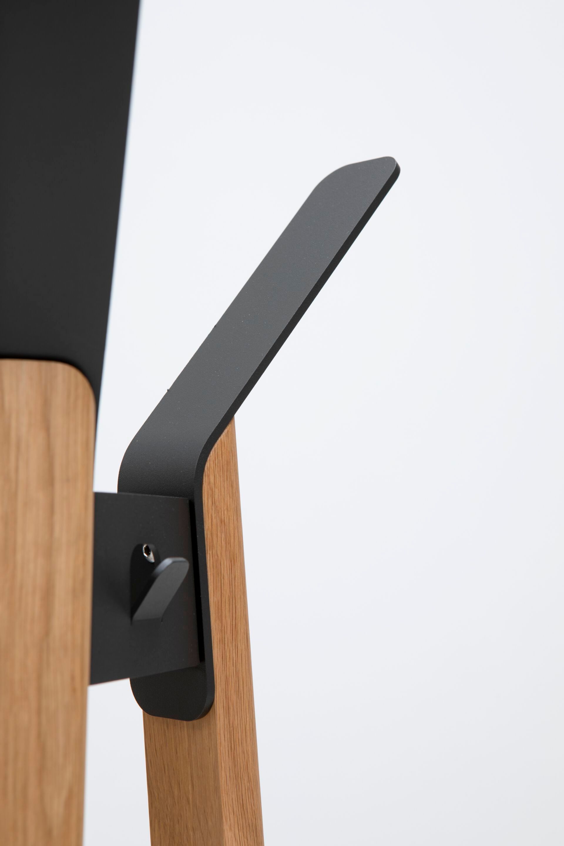 Вешалка для одежды из дуба и стали Cascando FUSE ARCH-00067397 - Вид №2