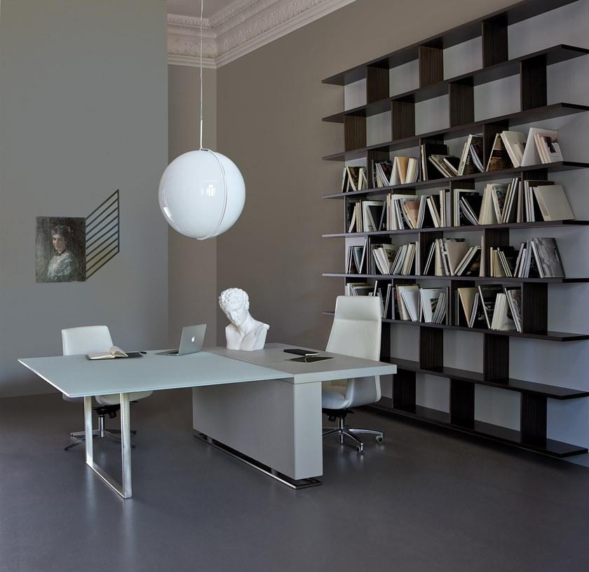 ESTEL GROUP Рабочий стол из стекла и кожи с системой прокладки кабелей Deck sun-id-1449973 - Вид №2