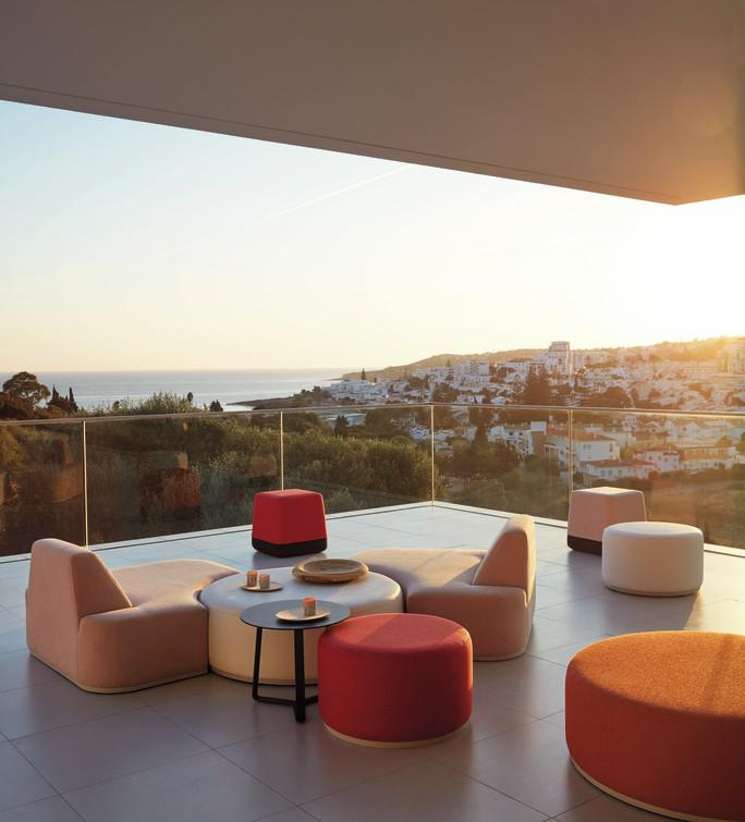 Concept 1 морская кожа белого цвета Manutti Moon Island MNST427 - Вид №9