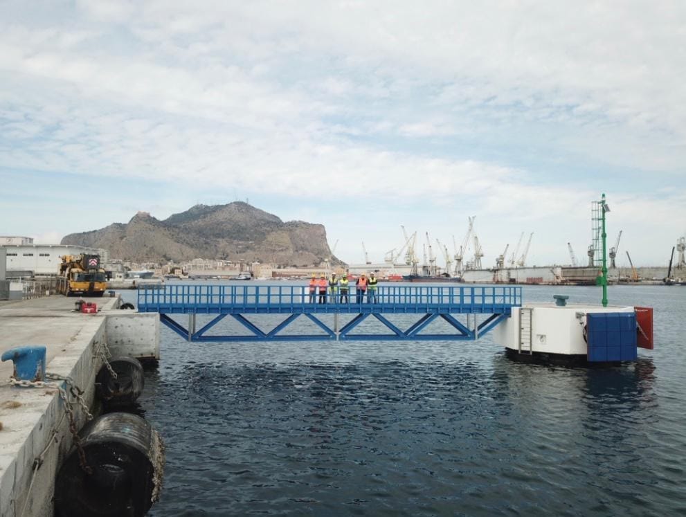 Мост и пешеходная дорожка из армированного стекловолокном полиэстера (PRFV) P-TREX P-TREX S ARCH-00118400 - Вид №1