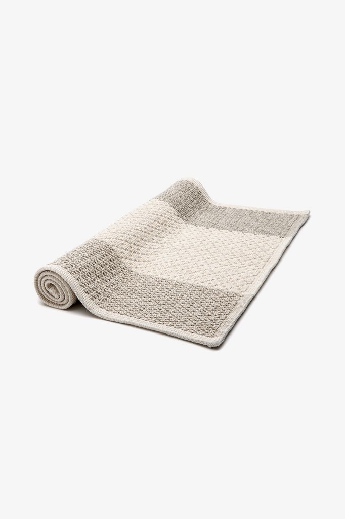 AKRU04 Коврик для ванной Aquidneck Colorblock 29 x 55 Waterworks 