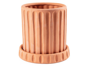 Терракотовый горшок