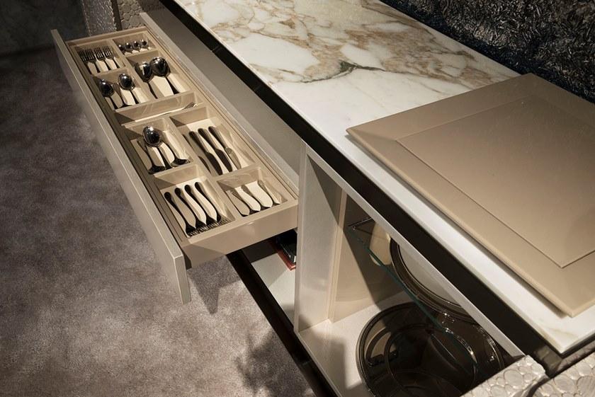 HESSENTIA | Cornelio Cappellini Комод деревянный с распашными дверцами Grant Santreyd sun-id-1389157 - Вид №1