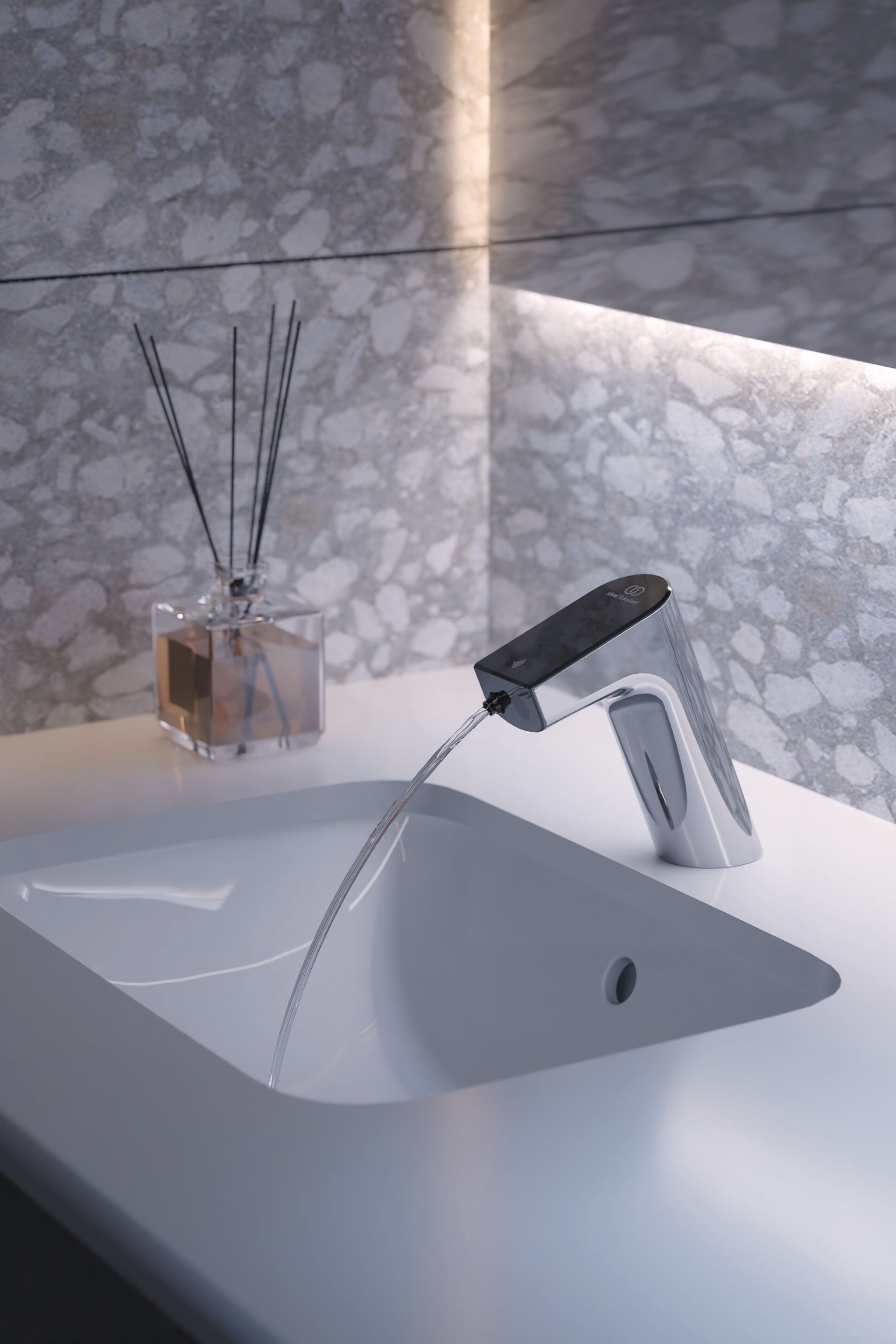 Электронный смеситель для раковины Ideal Standard INTELLIFLOW® A7858 ARCH-00014995 - Вид №1