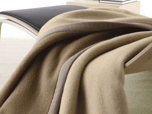 Одеяло из верблюда и девственной шерсти