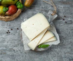 6888 Сыр "Мастер Гауда" с душистым перцем Вкусляндия