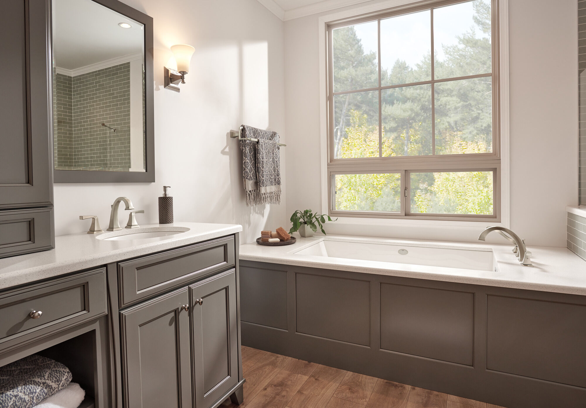 T4751-SS Римская ванна с ручным душем Delta Faucet Dryden Нержавеющая сталь  - Вид №3