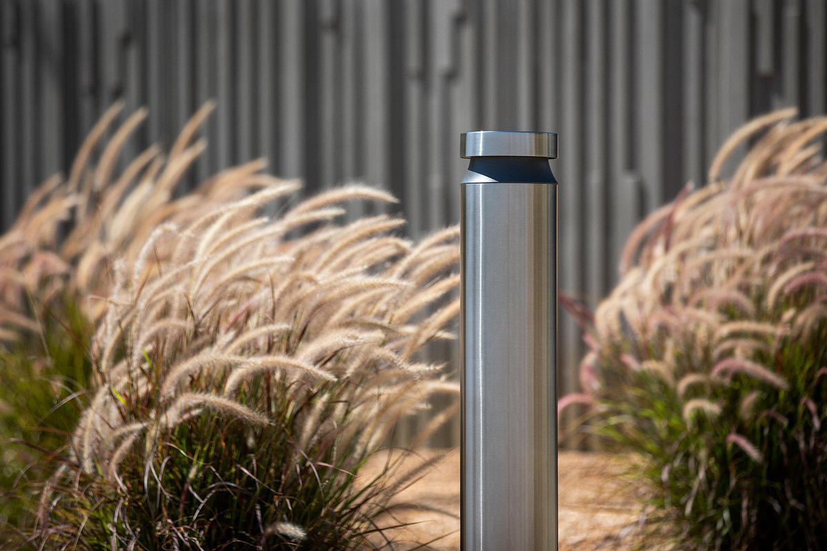 FSRT241 Столбик Helio, серия 600  Forms-surfaces  - Вид №13