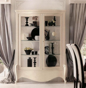 Витрина Blanche AVENANTI VR1 370