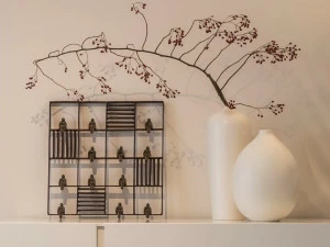 Gardeco Бронзовая скульптура Bronze Erli-through