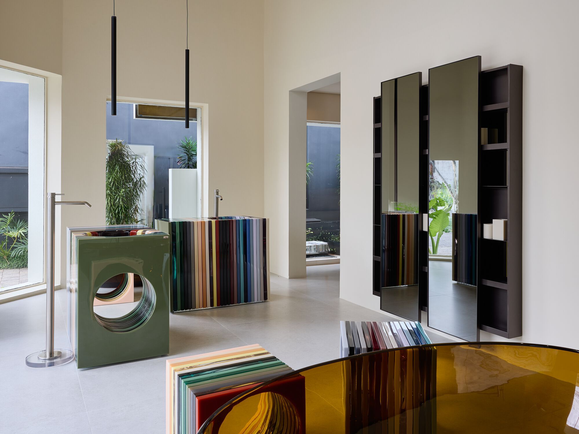 Отдельно стоящий умывальник из смолы Vallvé Tomos ARCH-00109968 - Вид №5