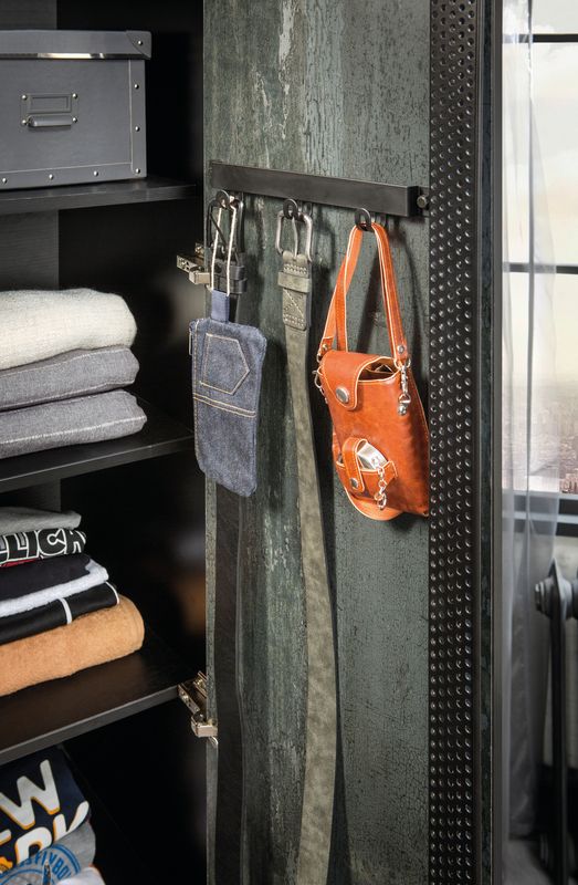 Шкаф трехстворчатый черный Dark Metal CILEK DARK METAL 00-3832563 Черный Santreyd  - Вид №7