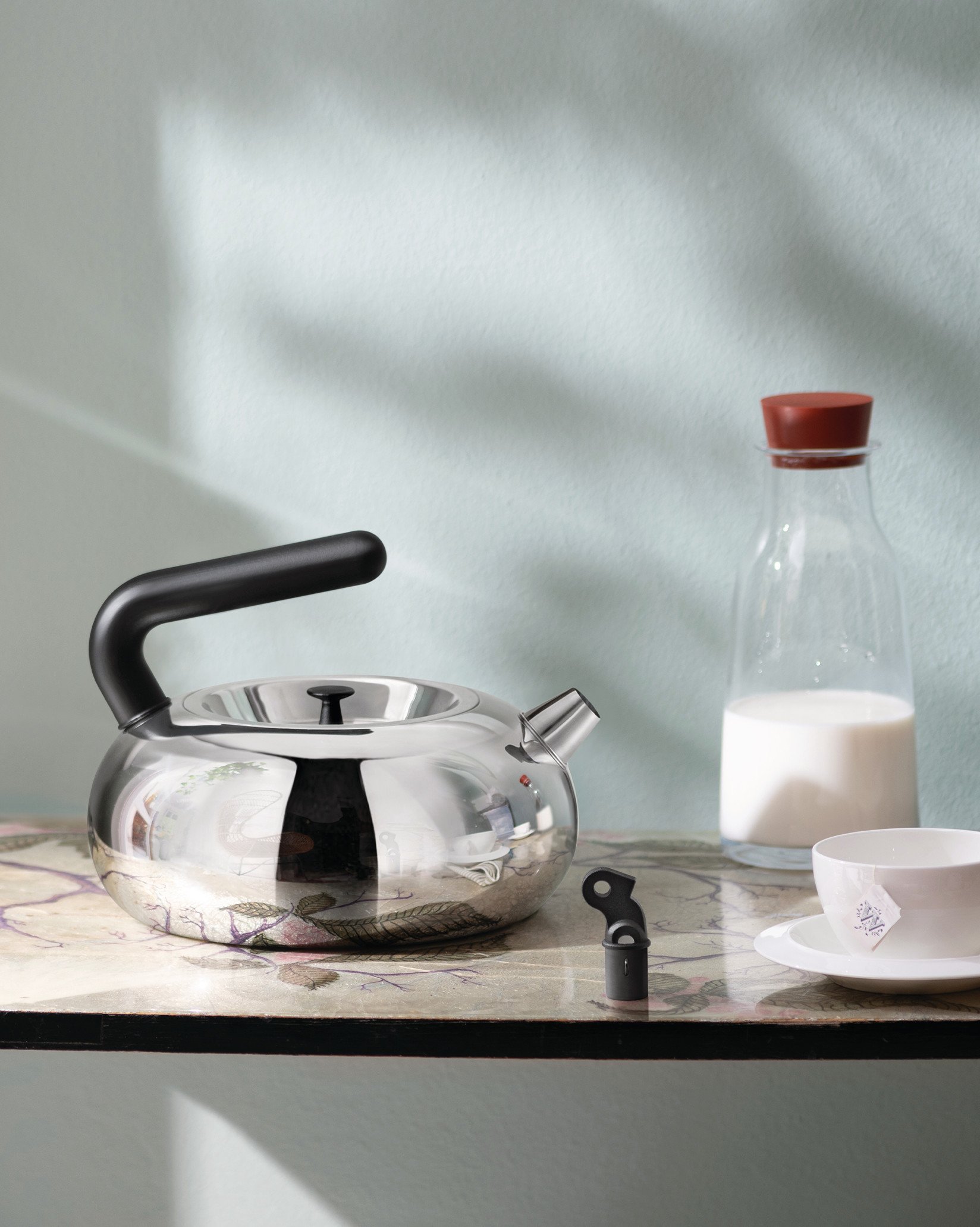 Чайник Alessi Bulbul AC100 - Вид №1