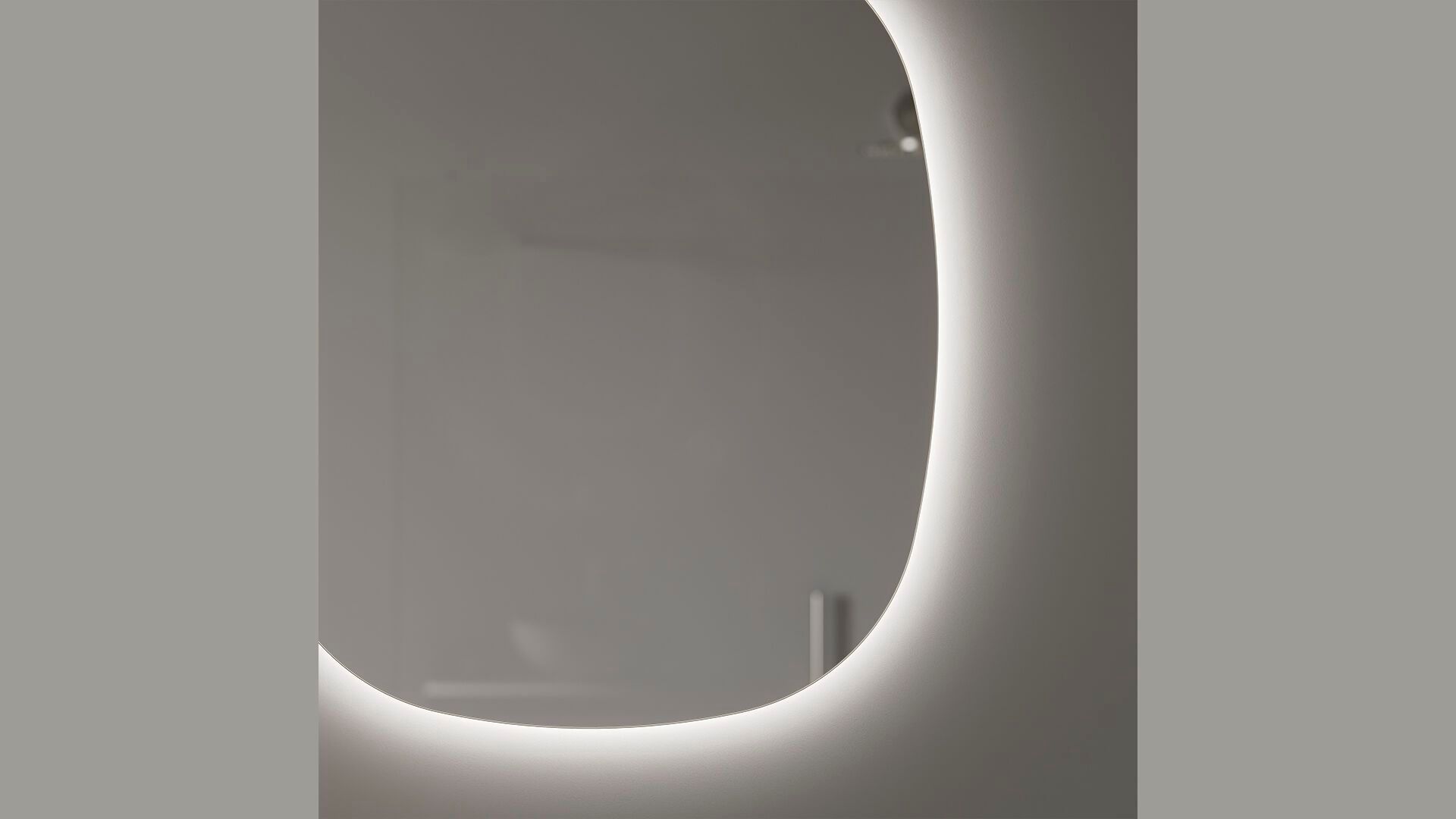 Зеркало со встроенным освещением для ванной комнаты INDA® CLAIRE+ ARCH-00105734 - Вид №3