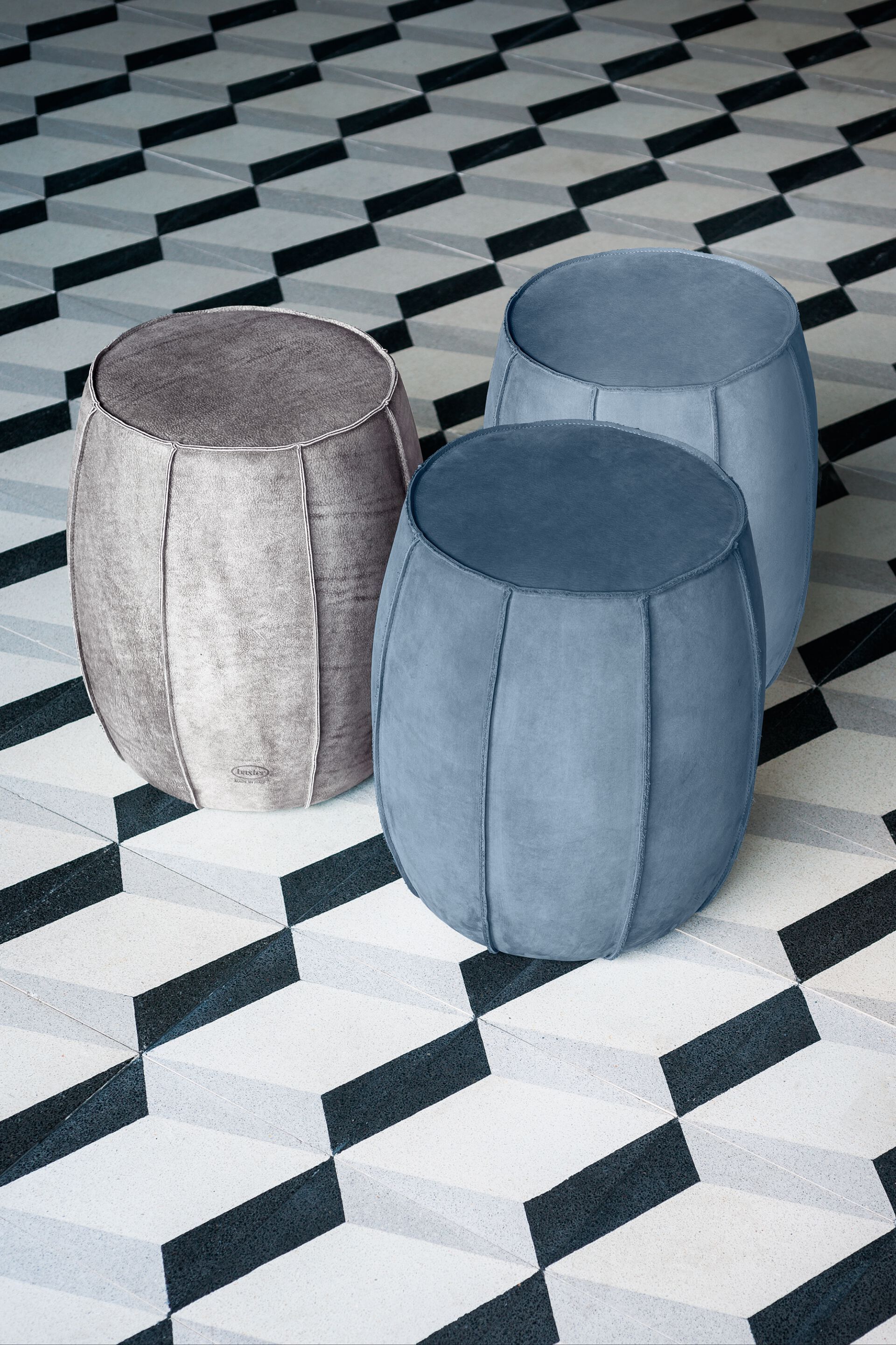 Круглый кожаный пуф Baxter BONGO ARCH-00048222