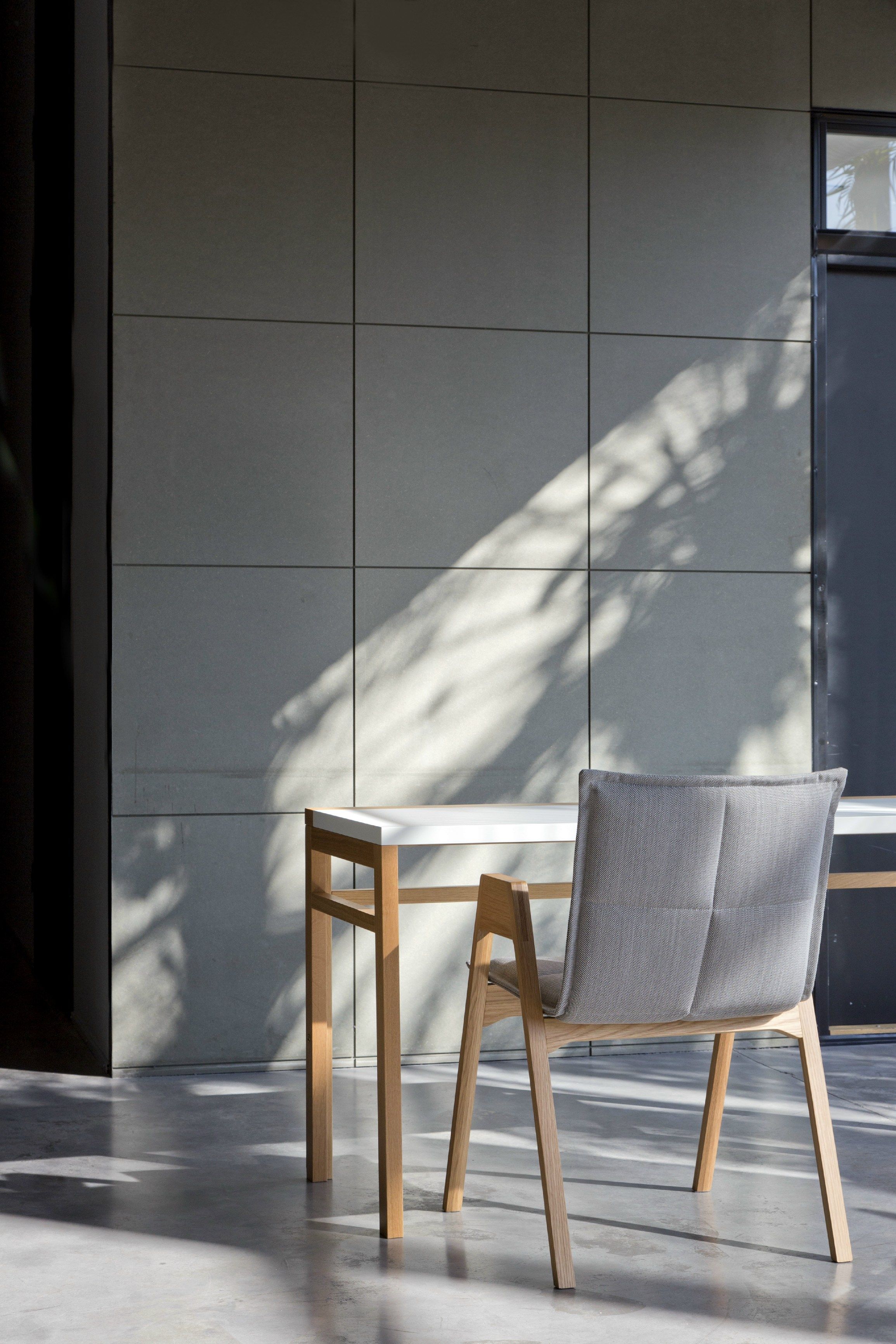 Штабелируемый стул с подлокотниками Inno Лаборатория ARCH-00043289 - Вид №10