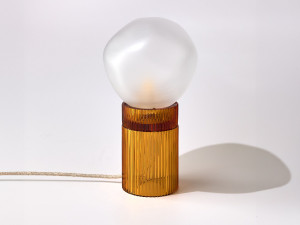 Настольная лампа из дутого стекла