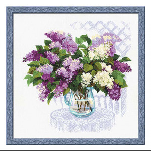 0900 Набор для вышивания Аромат весны 45 х 45 см RIOLIS Сотвори Сама